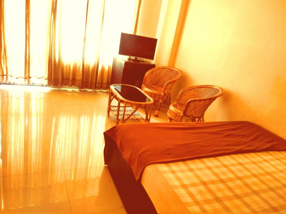 Hotel Royal Nest Vandiperiyar Exterior photo